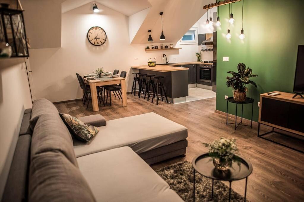 Apartamento Soul House Omiš Exterior foto